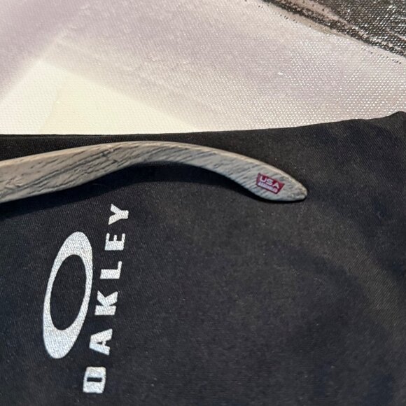 OO9102 Oakley Holbrook Woodgrain Prizm Polarized Sunglasses - Picture 7 of 12